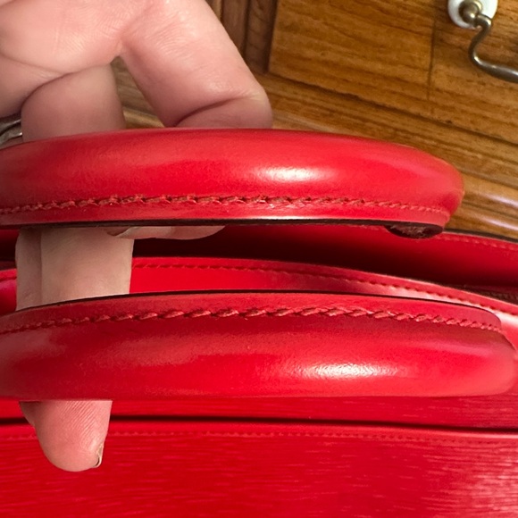 Red Epi leather Louis Vuitton Rivera Bag - - Picture 3 of 16